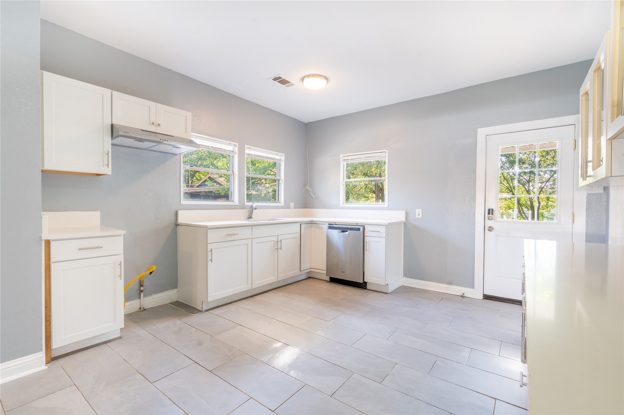 218 N Burdette Avenue Sherman TX 75090