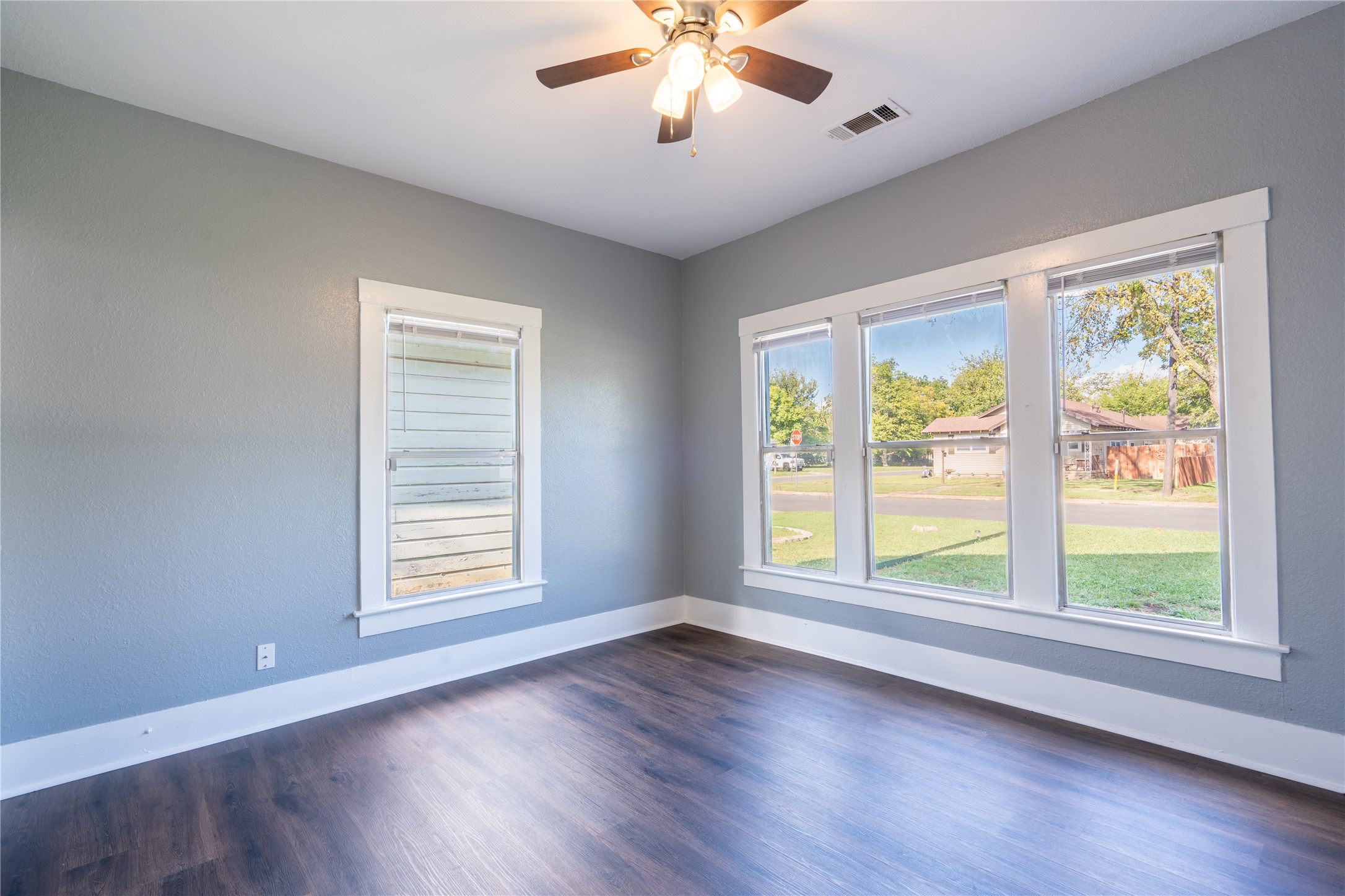 218 N Burdette Avenue Sherman TX 75090