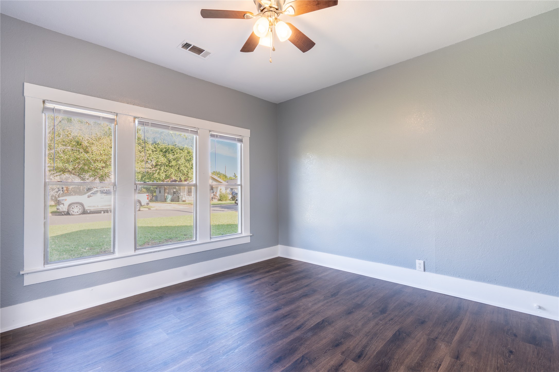 218 N Burdette Avenue Sherman TX 75090