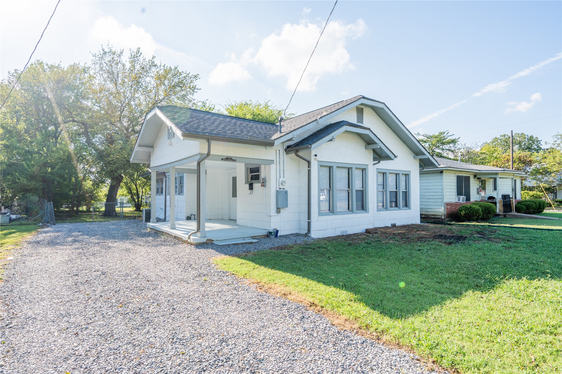 218 N Burdette Avenue Sherman TX 75090