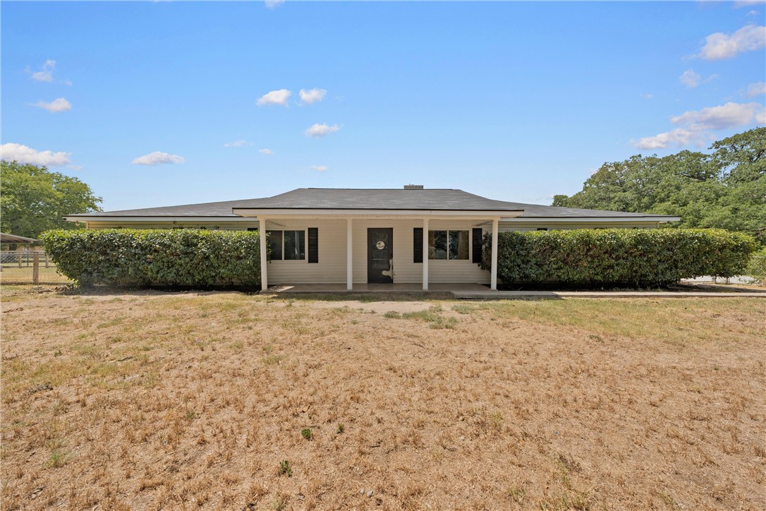 521 Wood Street Axtell TX 76624