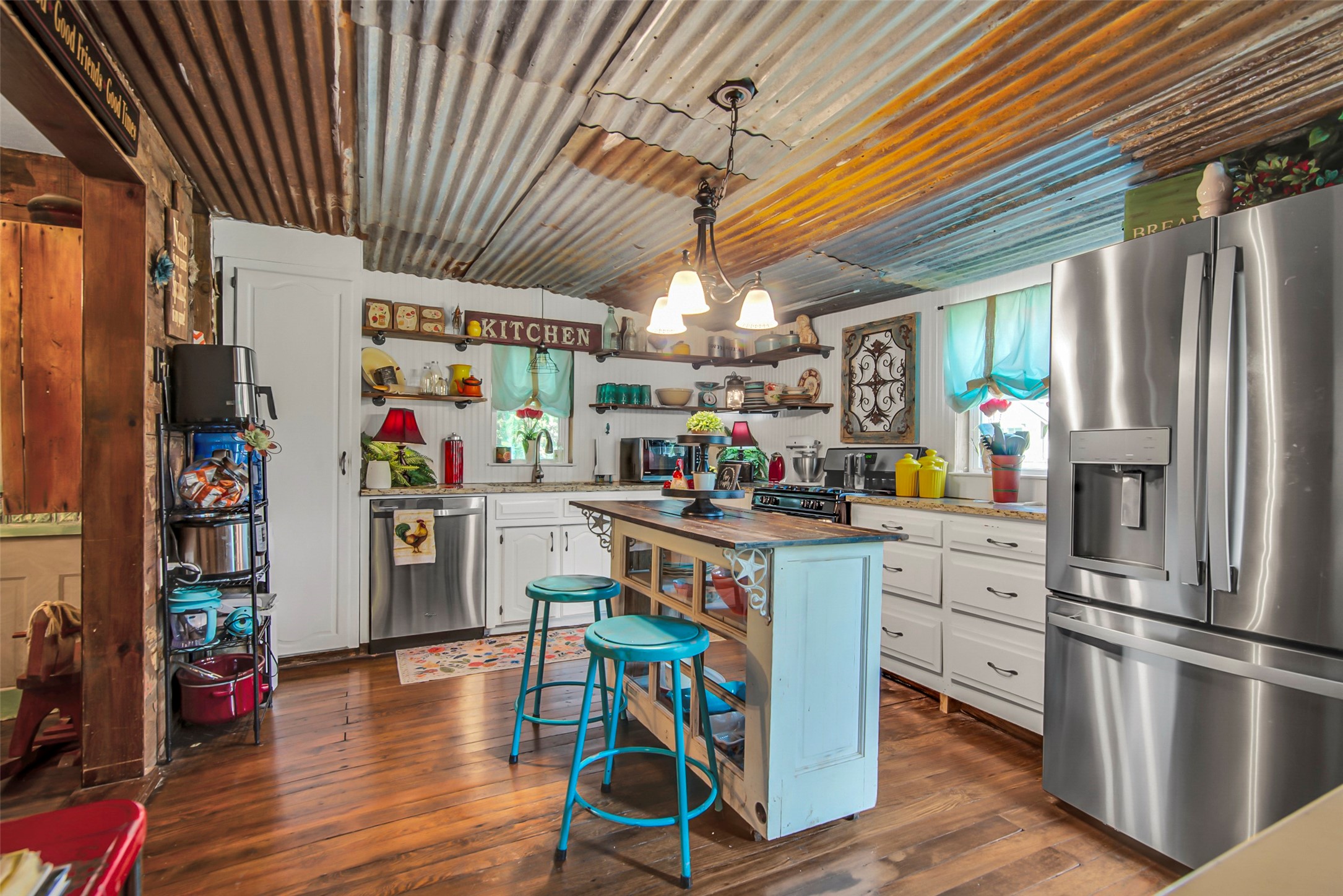 182 Douglas Street Van Alstyne TX 75495