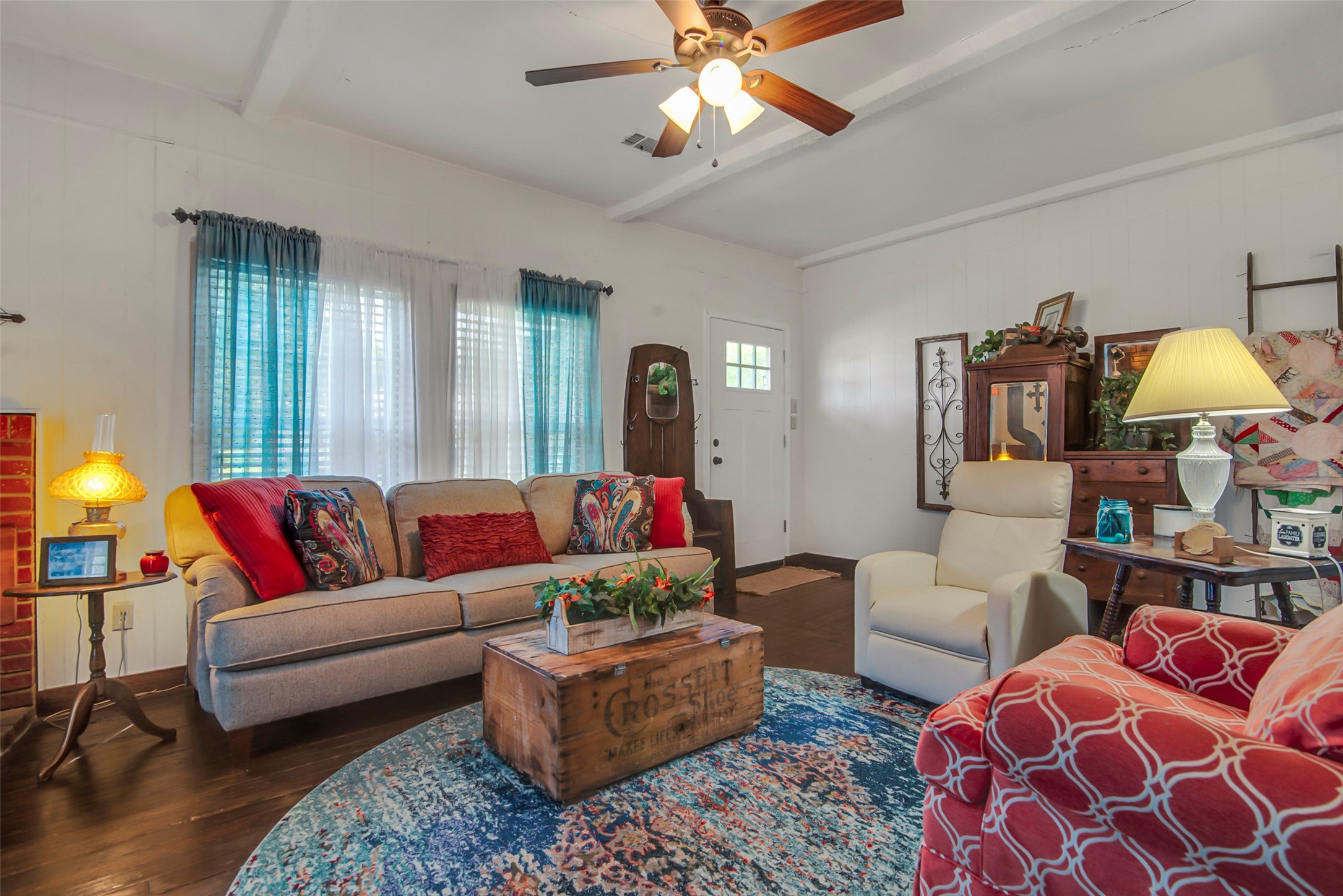 182 Douglas Street Van Alstyne TX 75495