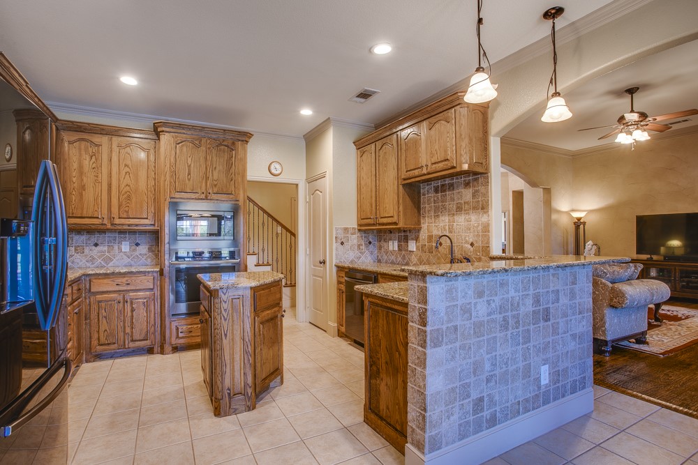 10044 Dennehy Drive Talty TX 75126