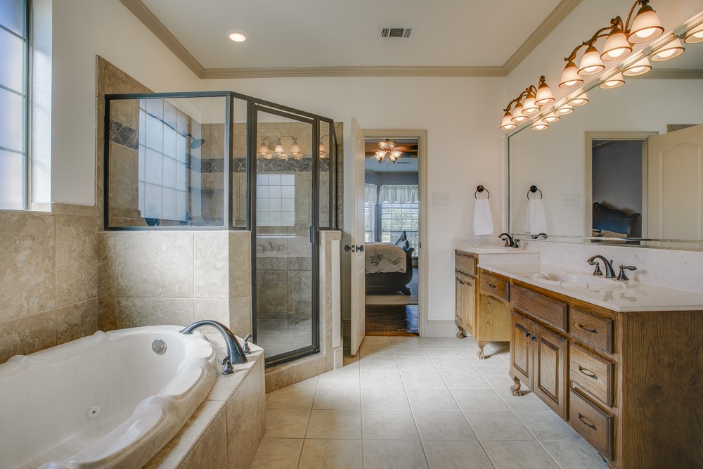 10044 Dennehy Drive Talty TX 75126