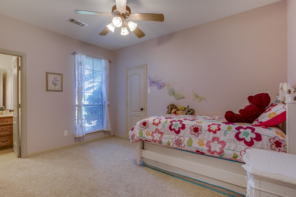 10044 Dennehy Drive Talty TX 75126