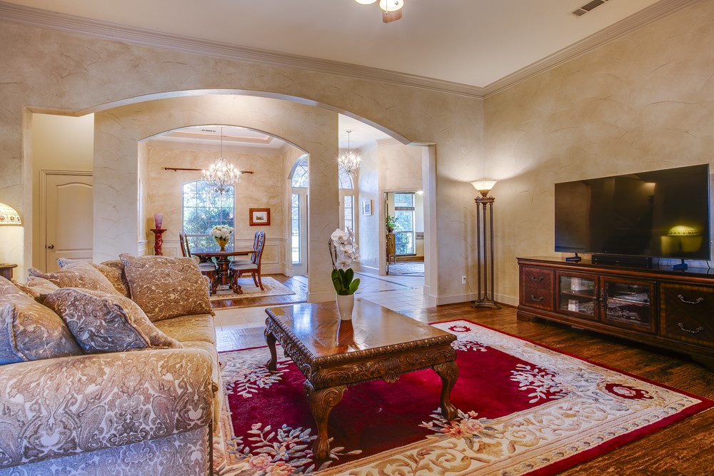 10044 Dennehy Drive Talty TX 75126