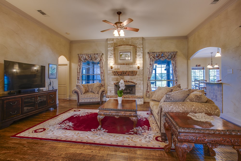 10044 Dennehy Drive Talty TX 75126