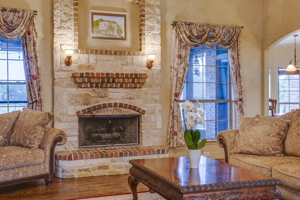 10044 Dennehy Drive Talty TX 75126