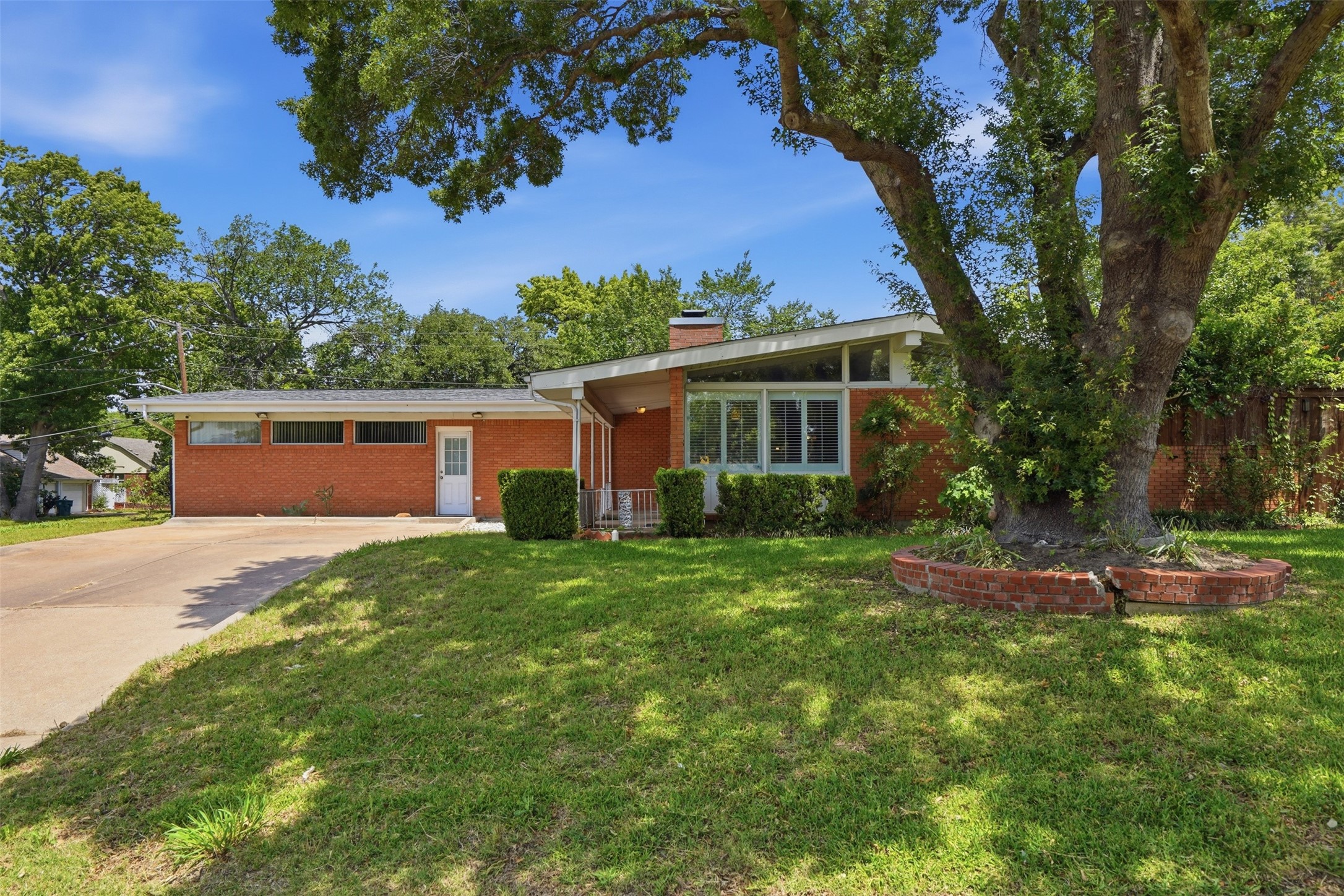 8324 Doreen Avenue Fort Worth TX 76116