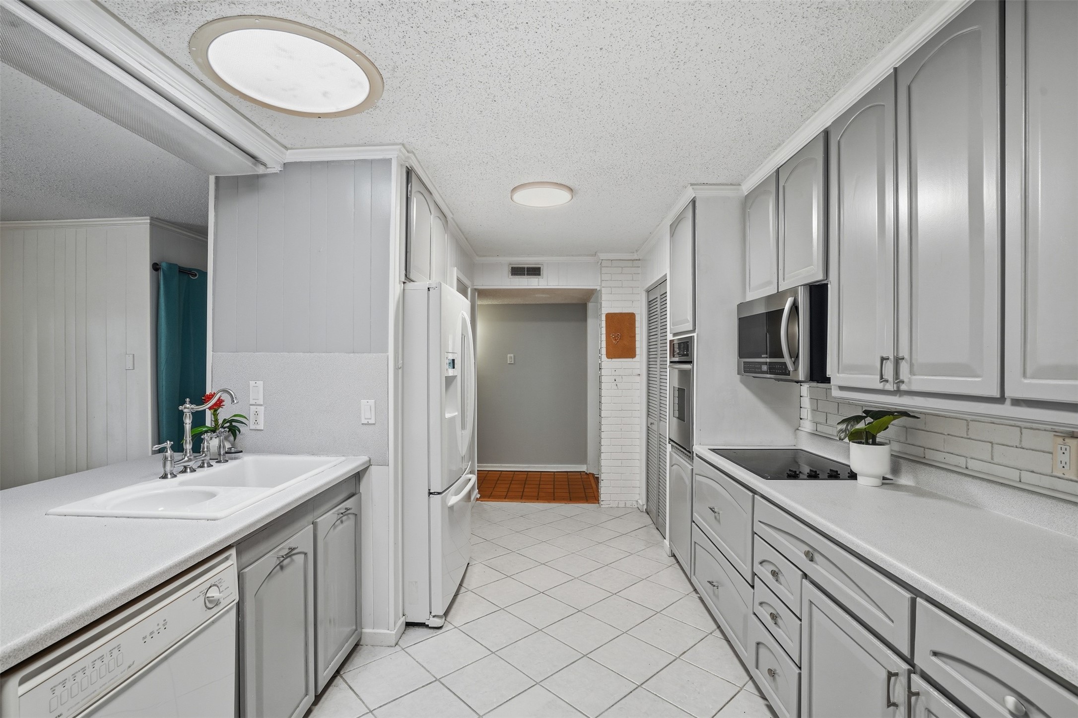 8324 Doreen Avenue Fort Worth TX 76116