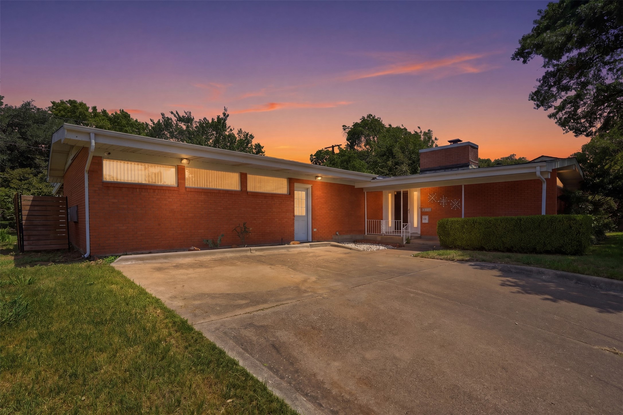 8324 Doreen Avenue Fort Worth TX 76116
