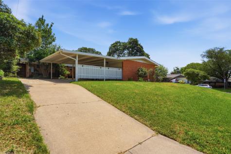 8324 Doreen Avenue Fort Worth TX 76116