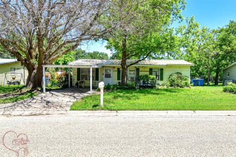 218 Bryant Road Clyde TX 79510