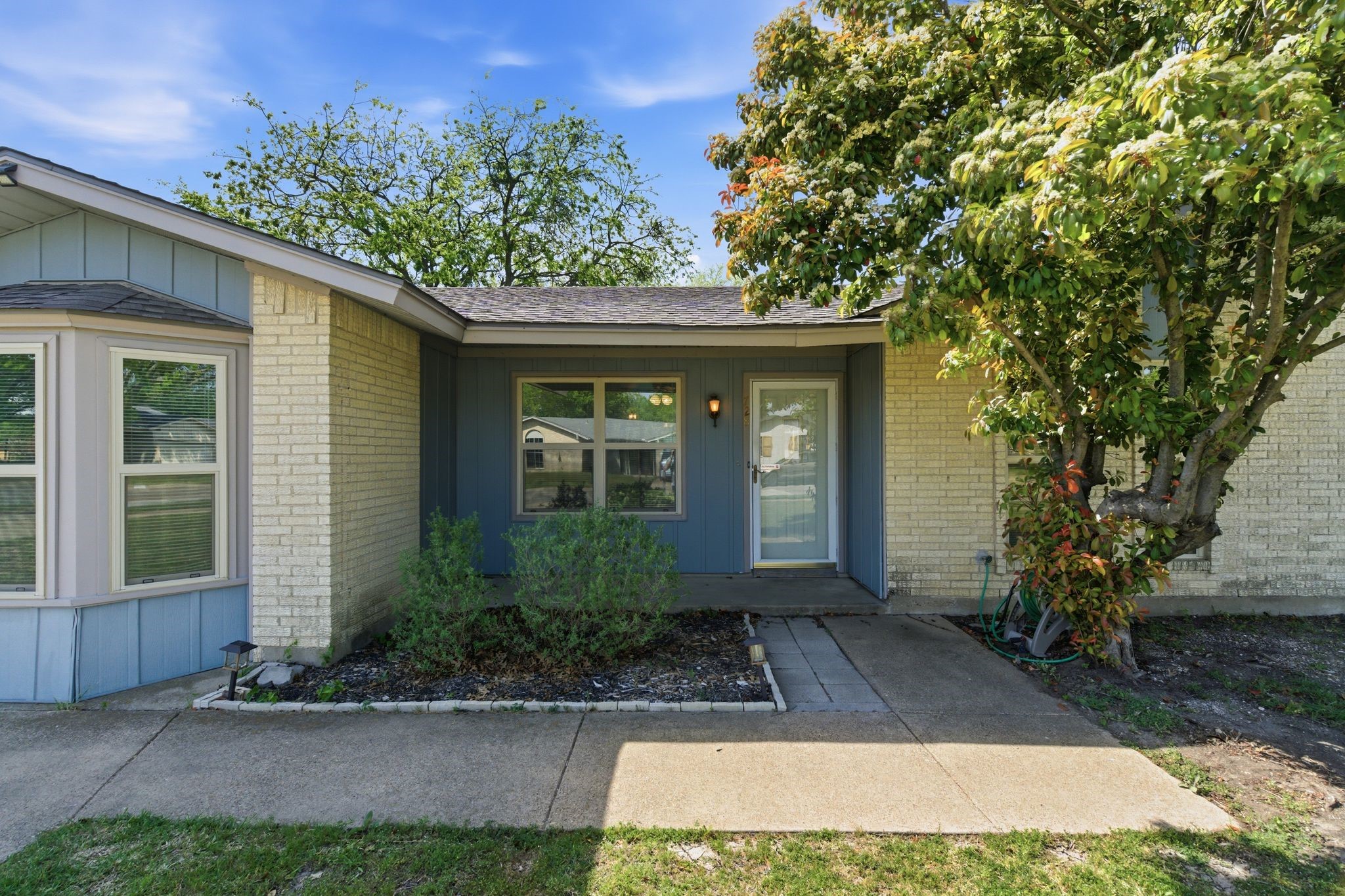 728 Lisa Lane Cedar Hill TX 75104