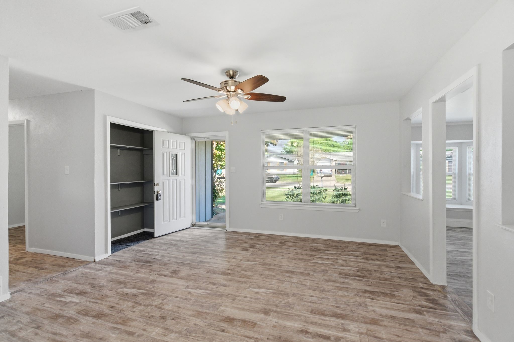 728 Lisa Lane Cedar Hill TX 75104