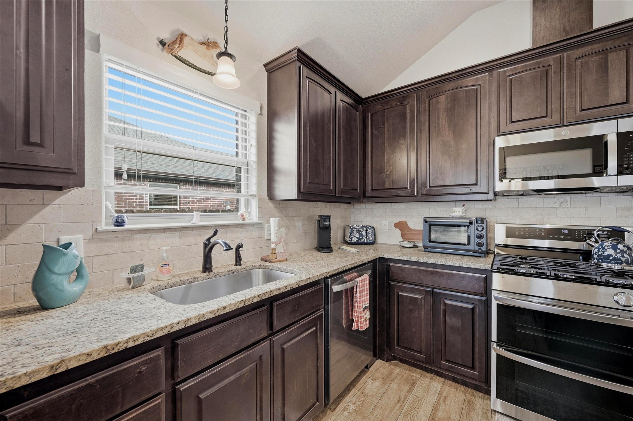 502 Pathfinder Street Collinsville TX 76233
