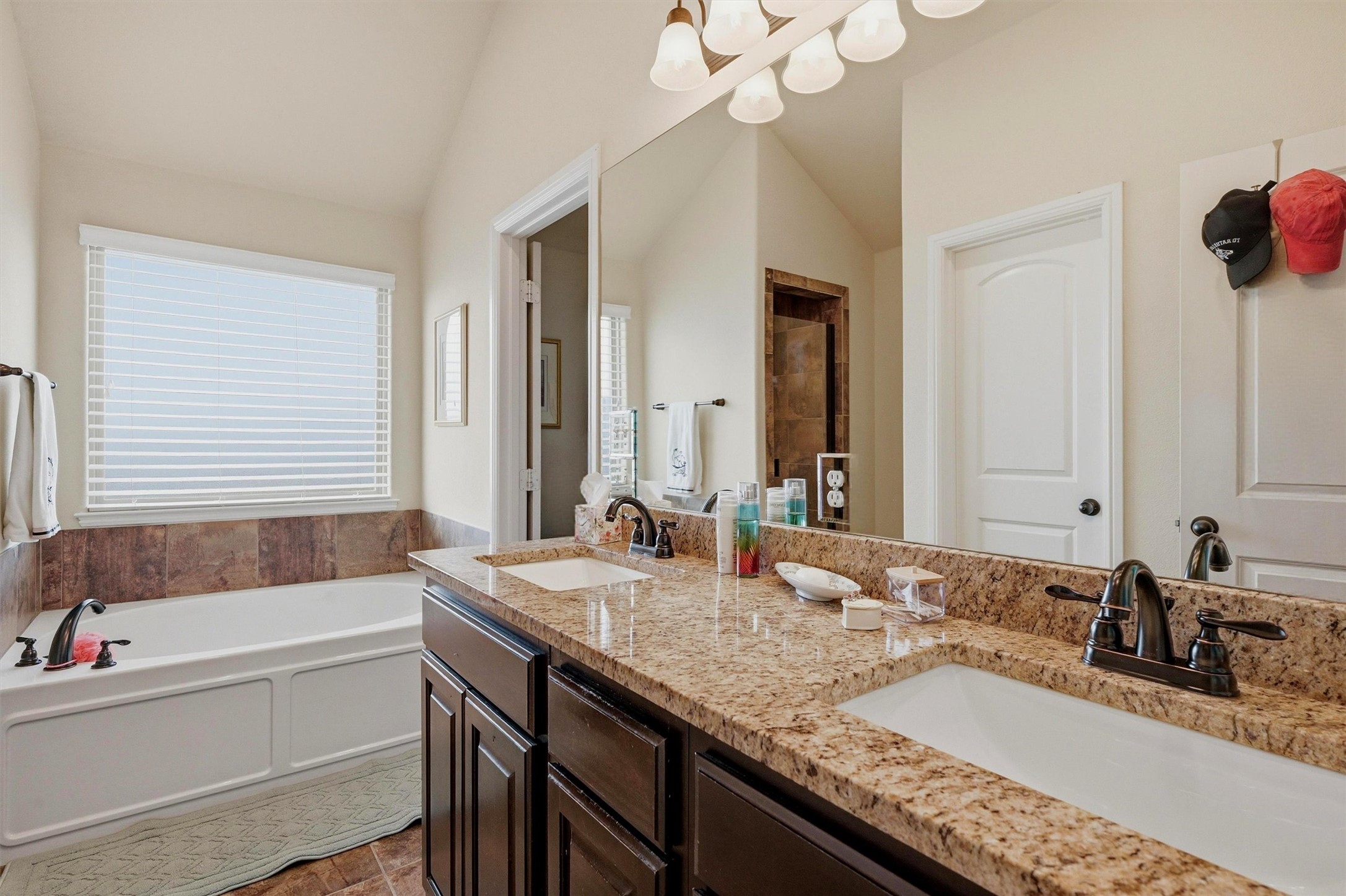 502 Pathfinder Street Collinsville TX 76233