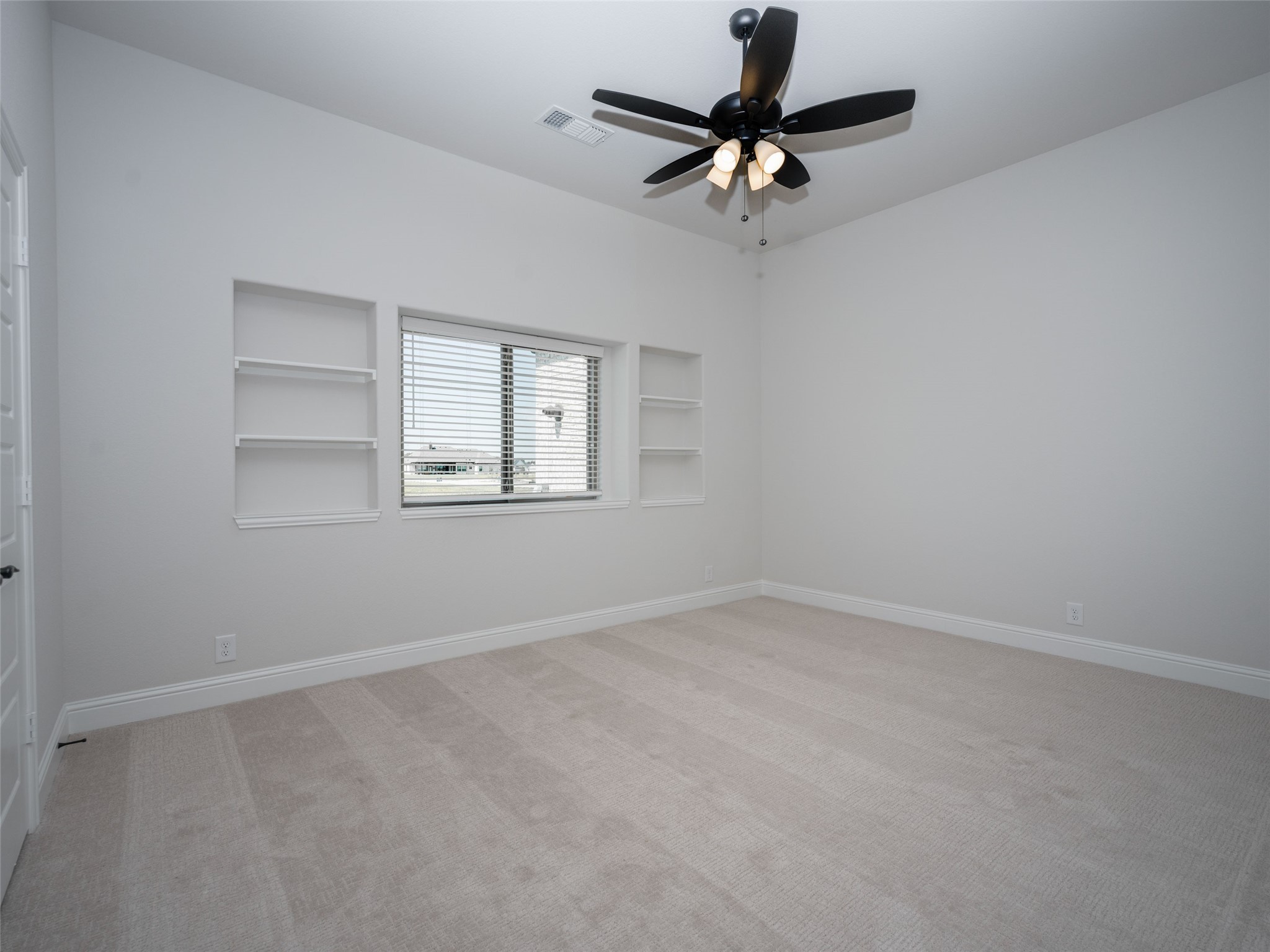 1112 Archives Avenue Nevada TX 75173
