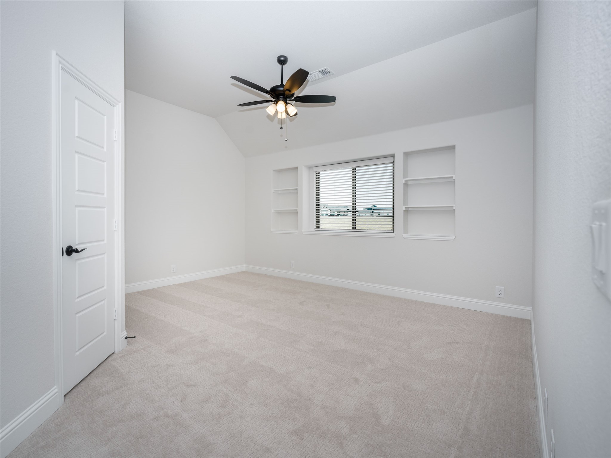 1112 Archives Avenue Nevada TX 75173