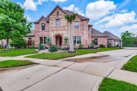 8000 Rushing Spring Drive North Richland Hills TX 76182