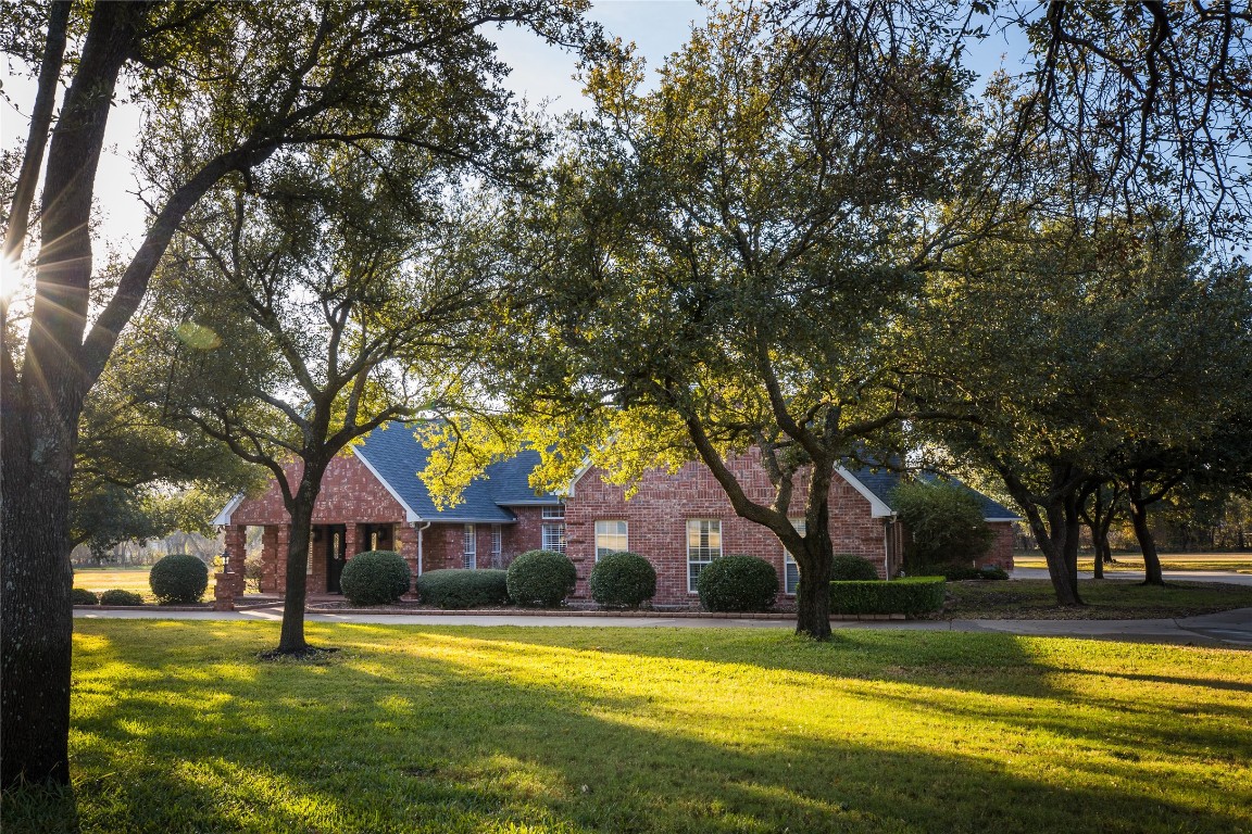 6350 Oak Hollow Drive Burleson TX 76028