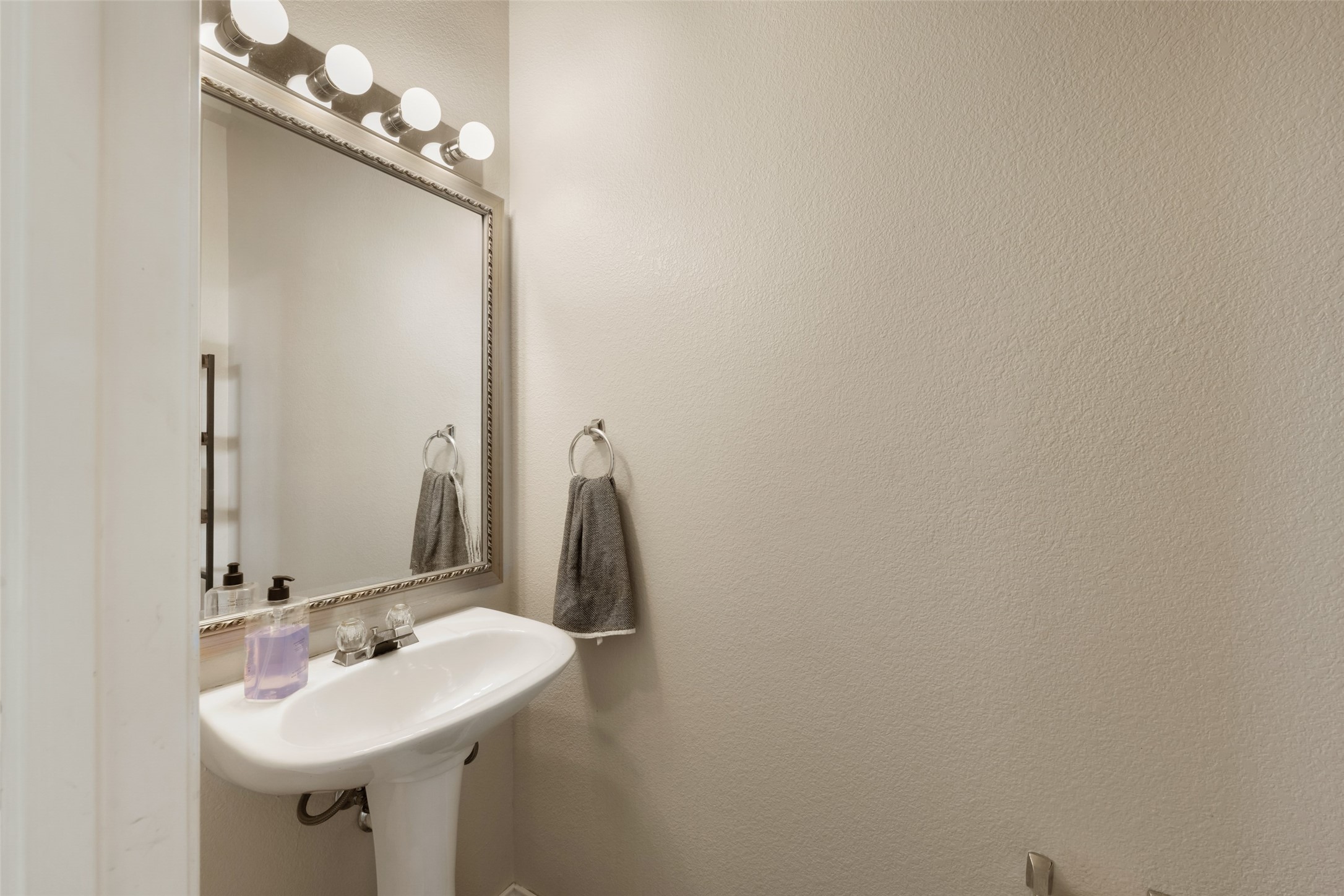 5004 Senator Drive Fort Worth TX 76244