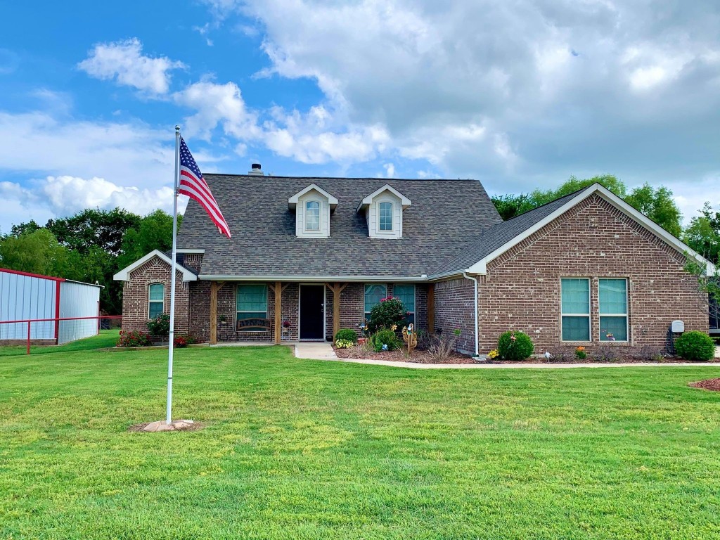 106 Kenya Court Springtown TX 76082