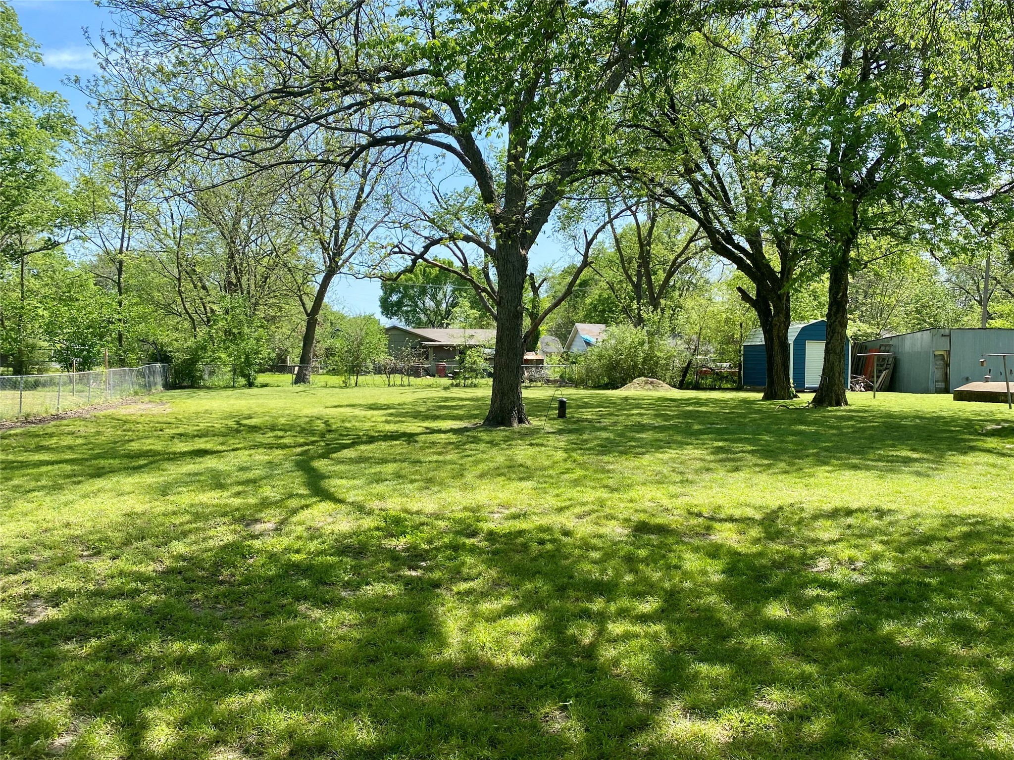 1115 S 6th Street Bonham TX 75418