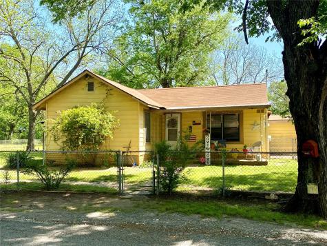 1115 S 6th Street Bonham TX 75418