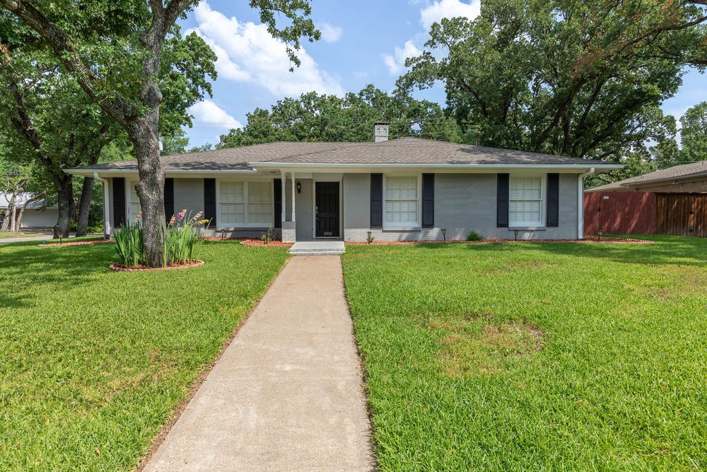 1008 Bryn Mawr Street Corsicana TX 75110