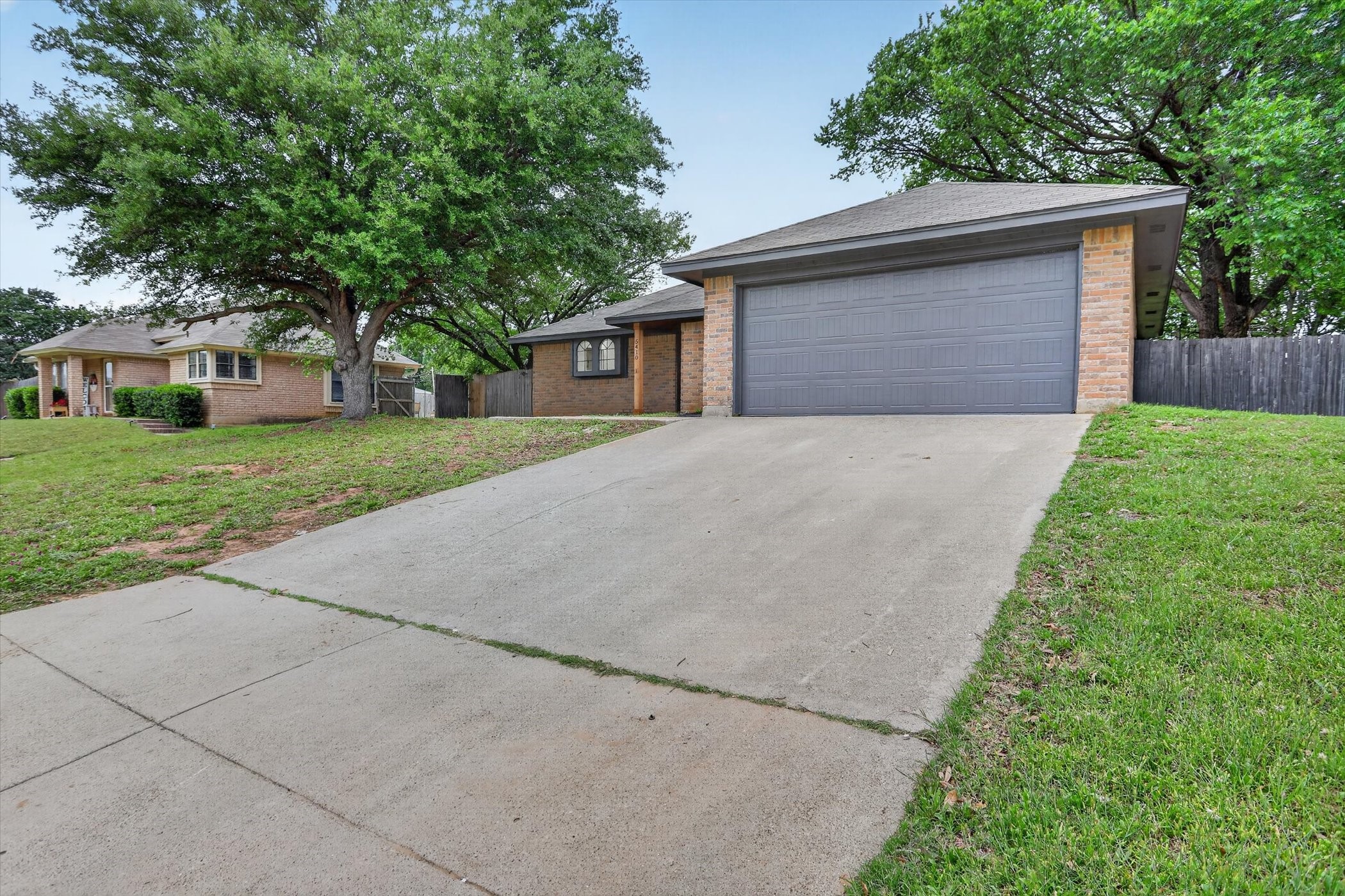 5410 Stagetrail Drive Arlington TX 76017