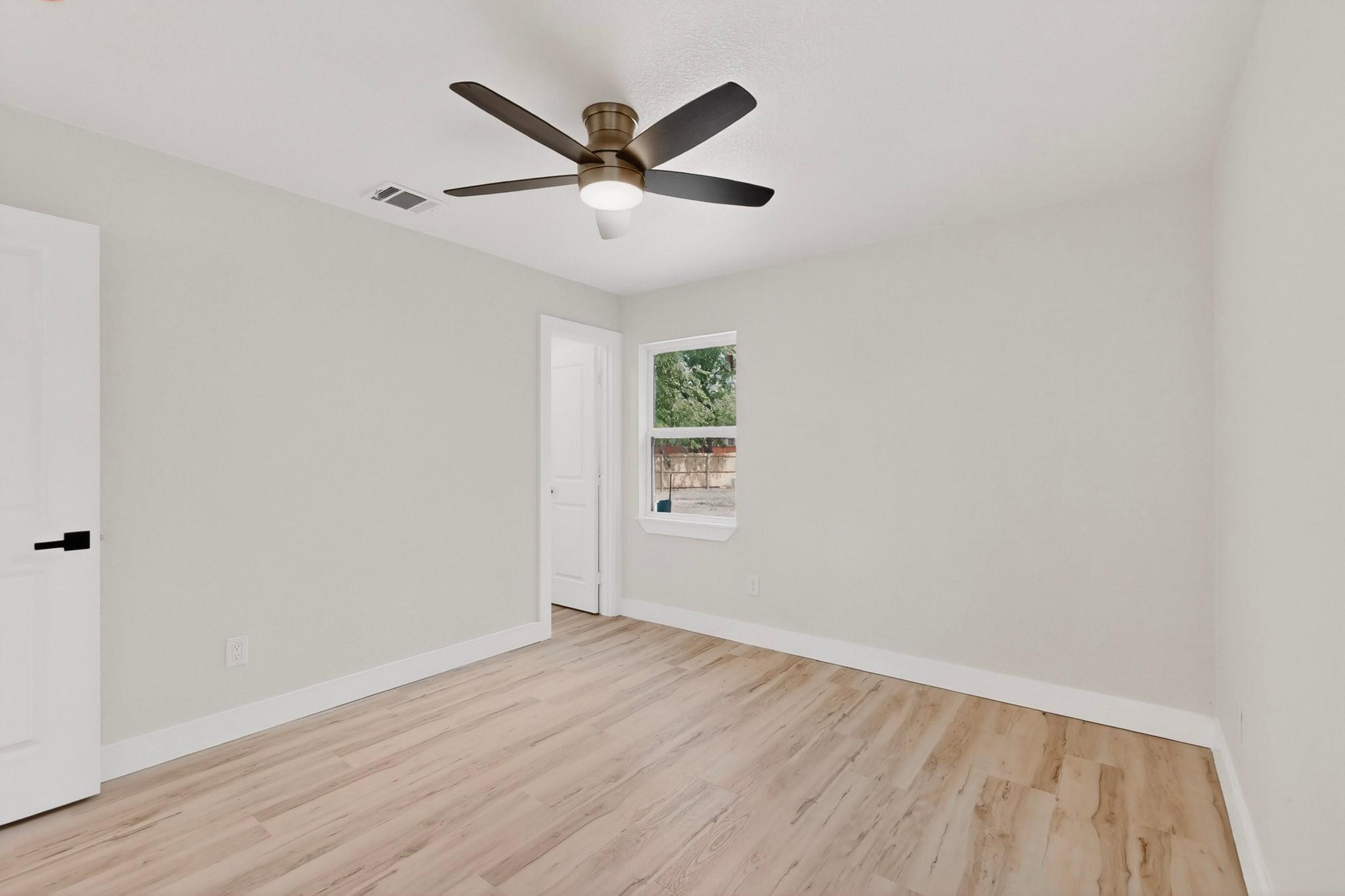 1001 Susan Drive Garland TX 75040