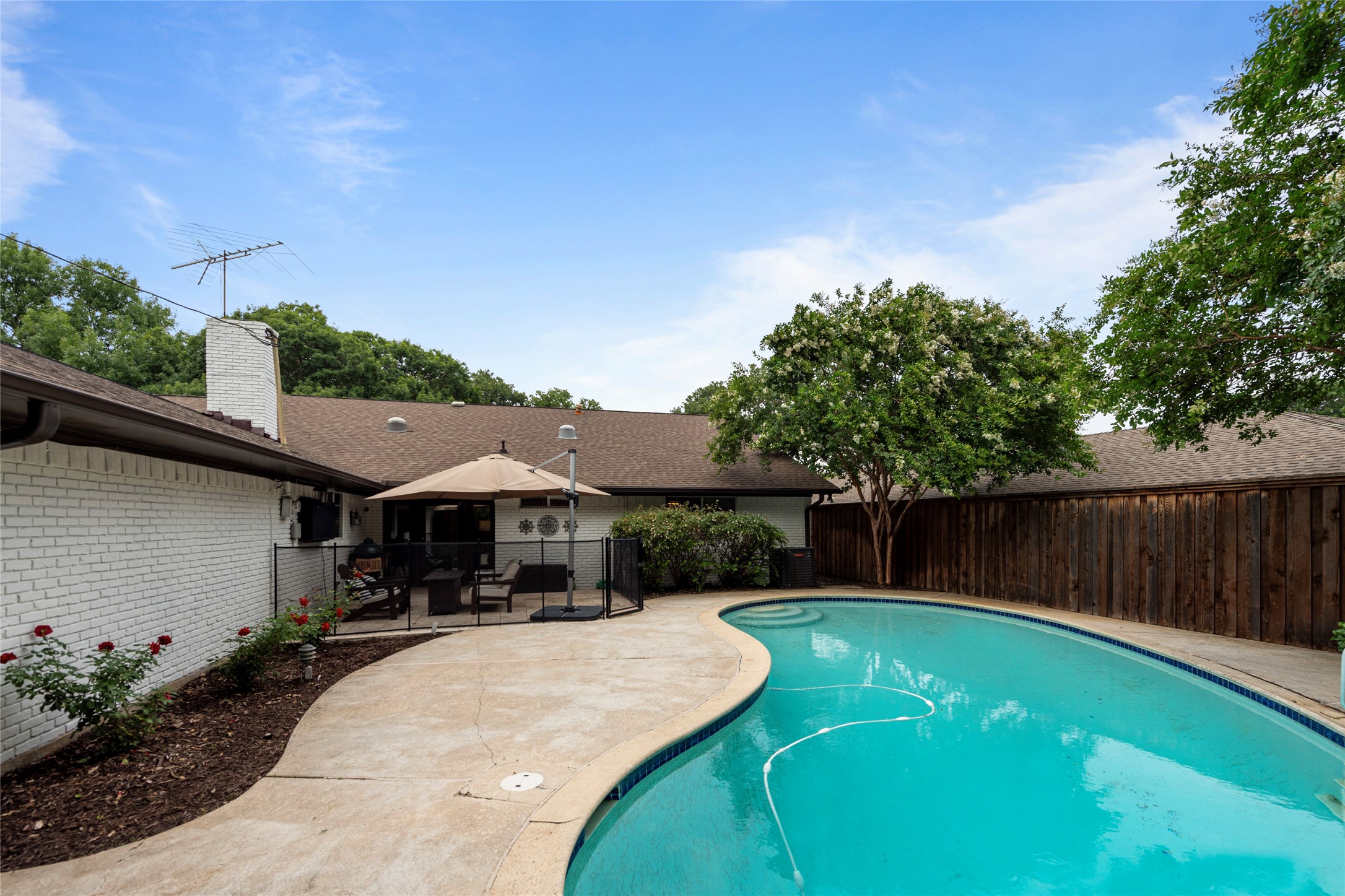 9522 Heatherdale Drive Dallas TX 75243