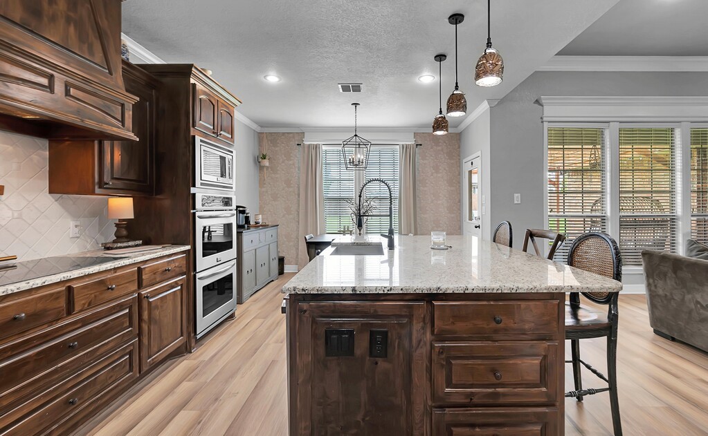 550 Hunton Lane Robinson TX 76706