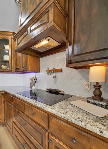 550 Hunton Lane Robinson TX 76706