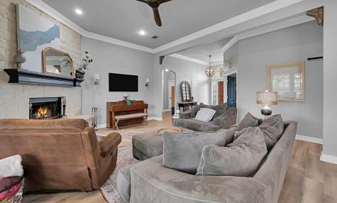 550 Hunton Lane Robinson TX 76706