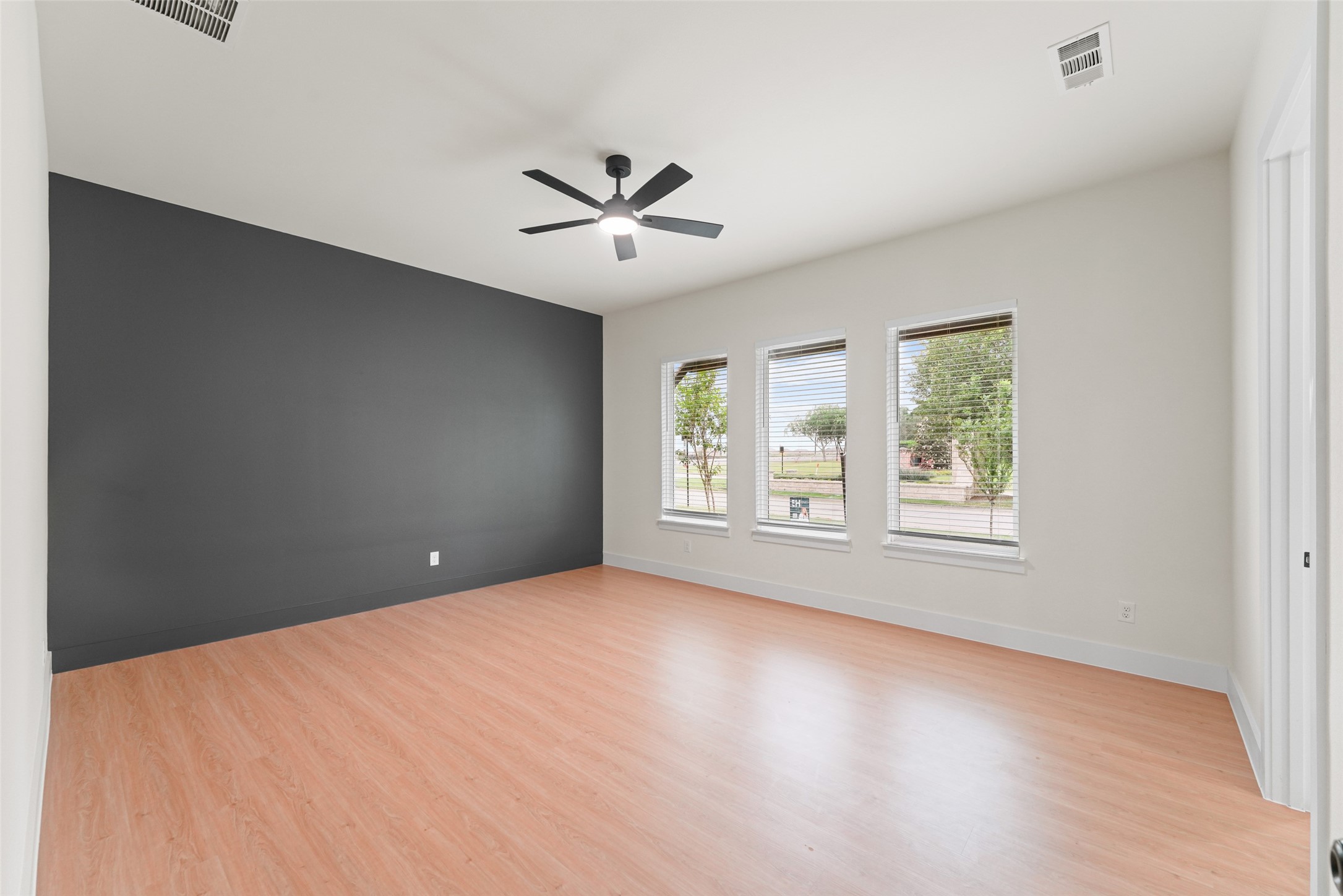 1002 Devonshire Drive N Forney TX 75126