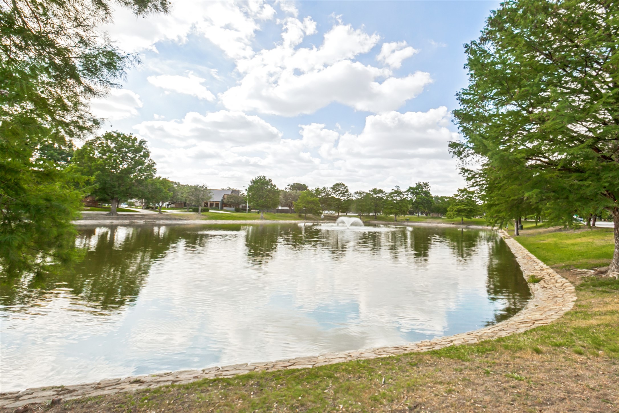 7822 Glenneagle Drive Dallas TX 75248