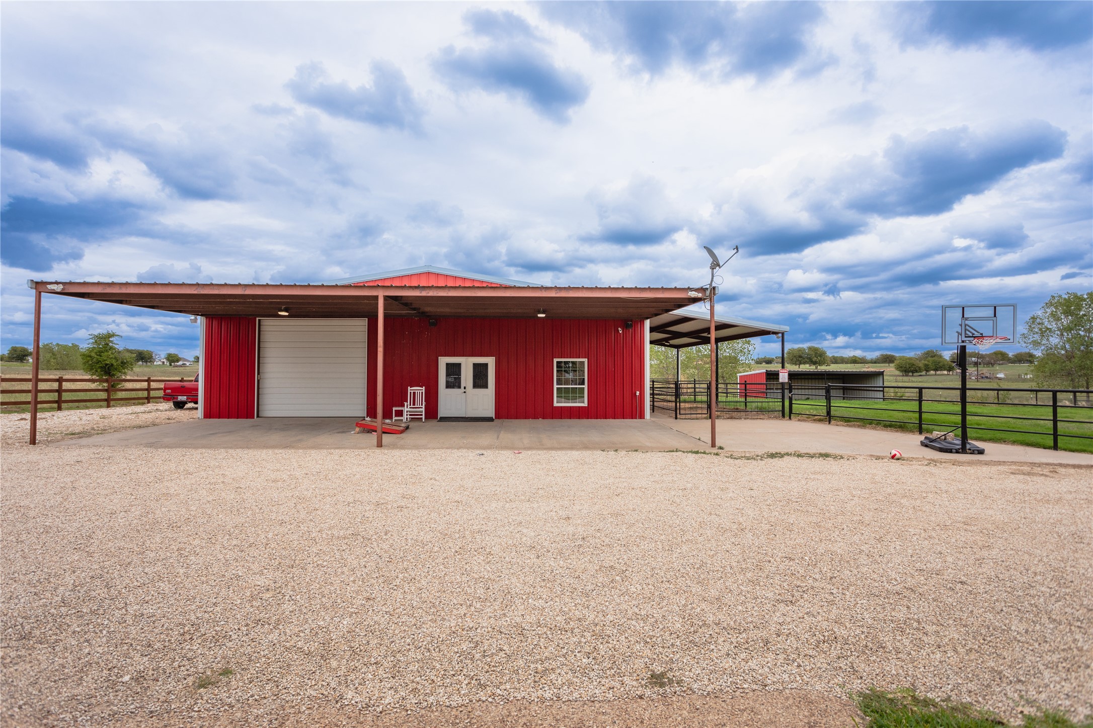 313 Wolf Creek Road Lorena TX 76655