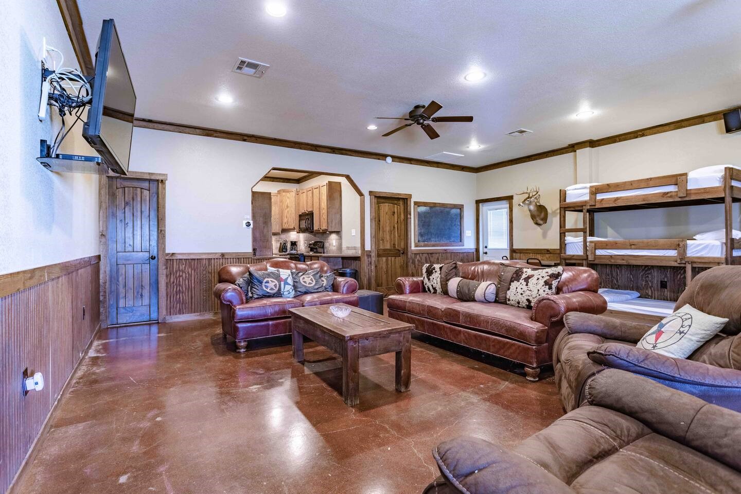313 Wolf Creek Road Lorena TX 76655