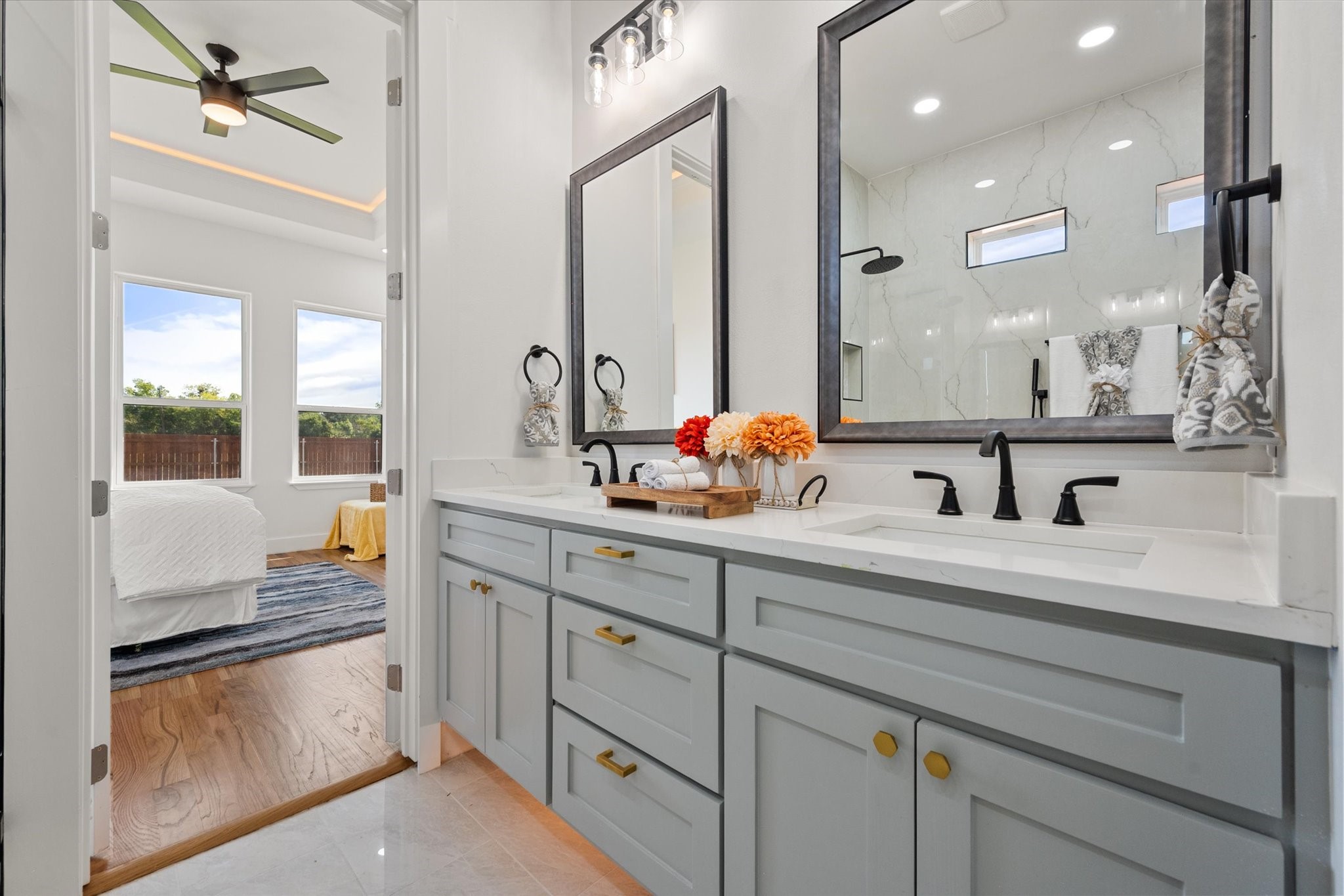 122 Yvonne Street Red Oak TX 75154