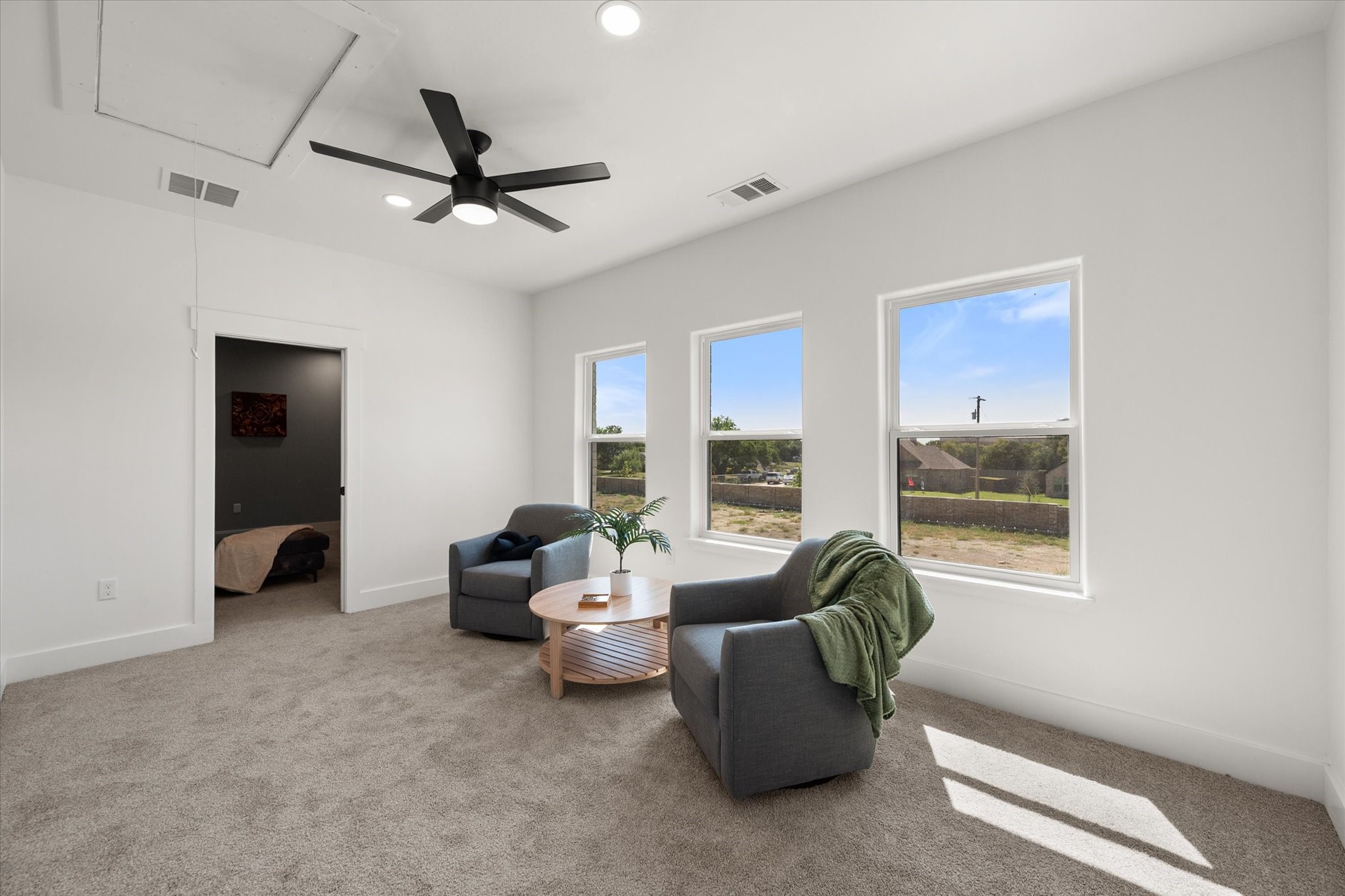 122 Yvonne Street Red Oak TX 75154