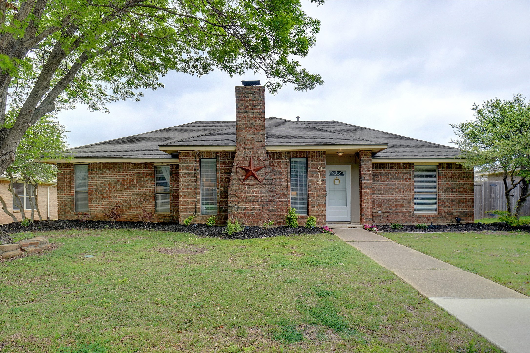 914 Edgefield Trail Flower Mound TX 75028