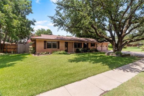 1003 Sunset Drive Ennis TX 75119