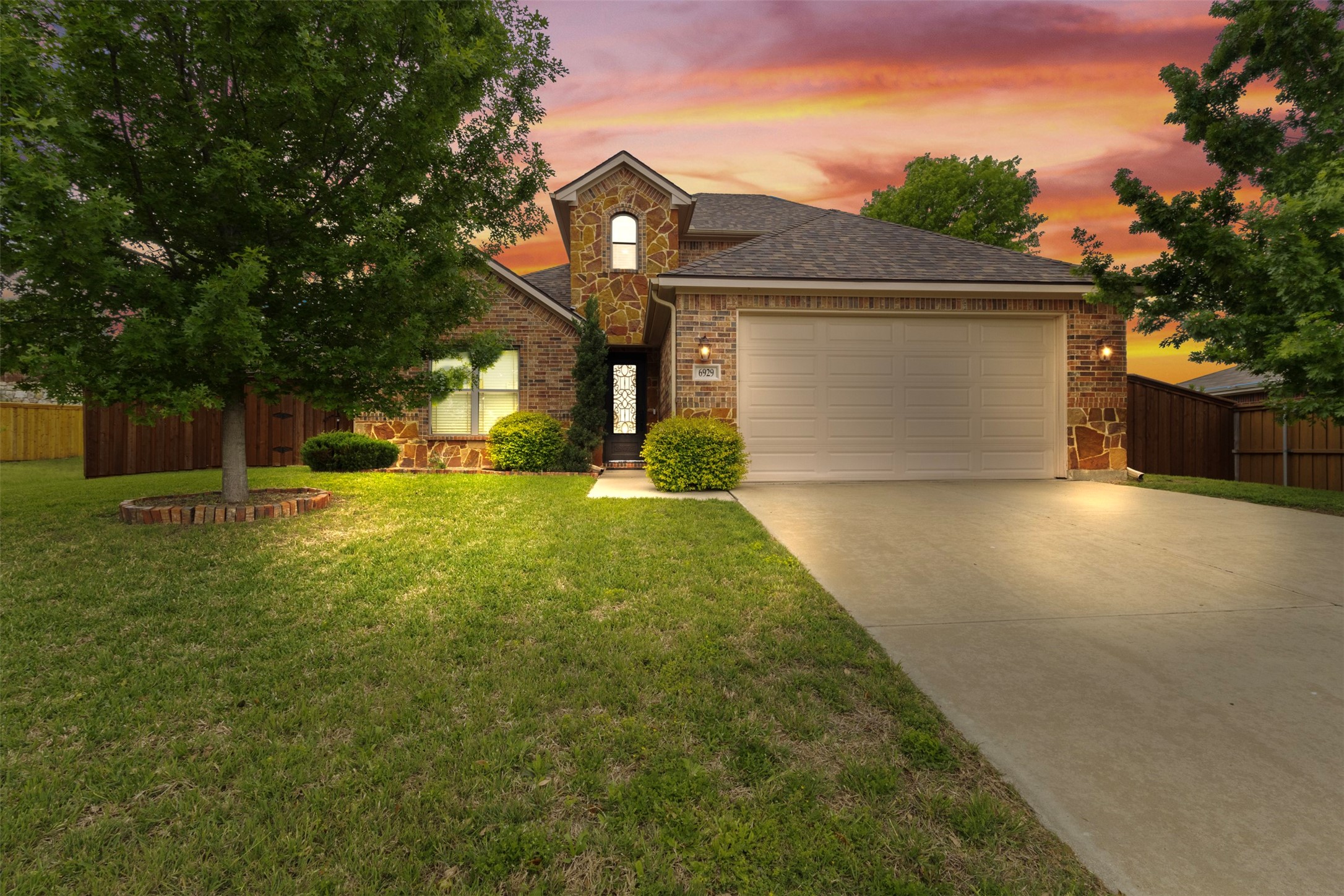 6929 Tessla Drive Dallas TX 75241