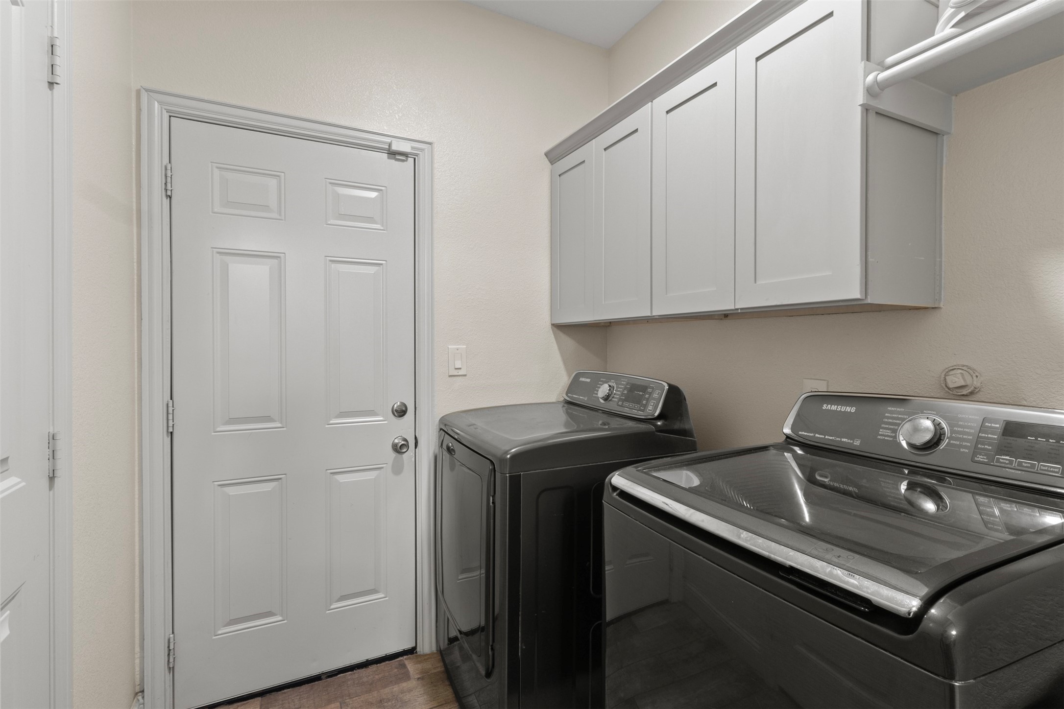 6929 Tessla Drive Dallas TX 75241