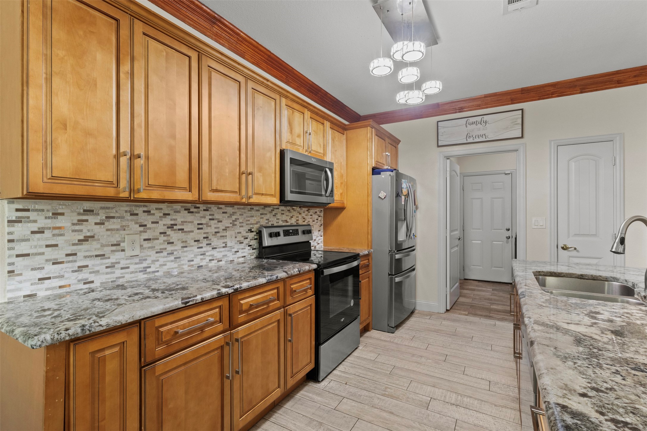 6929 Tessla Drive Dallas TX 75241