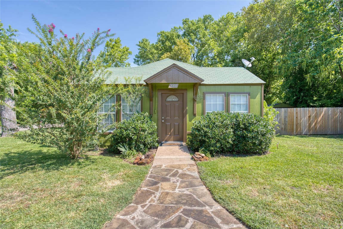 111 Braziel Street Lindale TX 75771