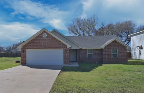 204 S Atwood Street Boyd TX 76023